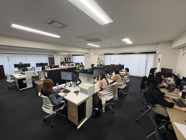 オフィス風景